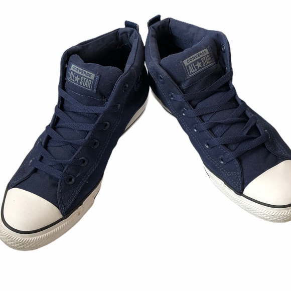 navy chucks